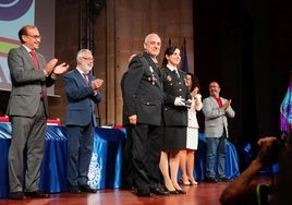 Victoria Violat, única mujer Policía Nacional condecorada ayer en el día de los Ángeles Custodios.