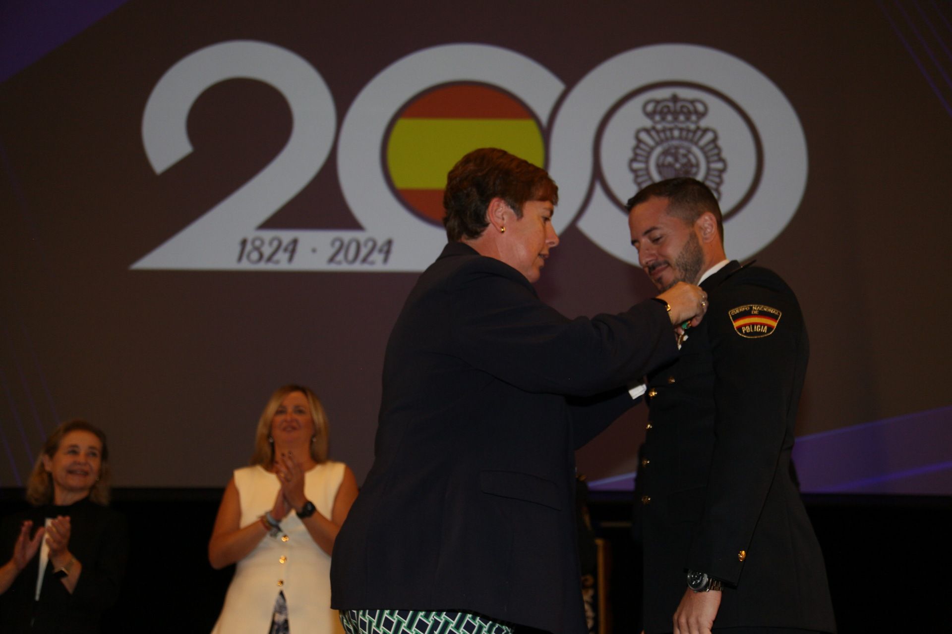 La Policía Nacional celebra en Mérida el día de su patrón