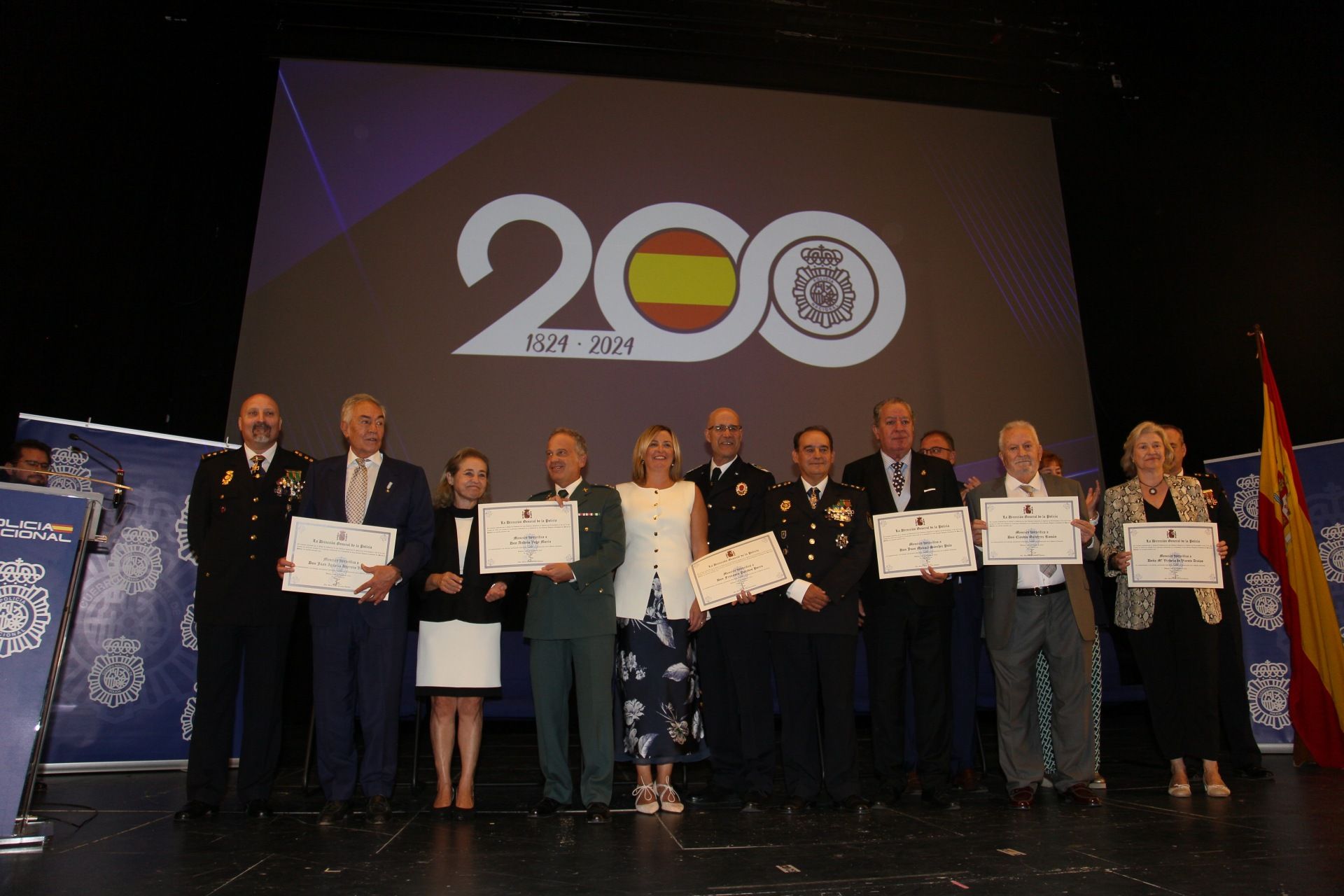 La Policía Nacional celebra en Mérida el día de su patrón