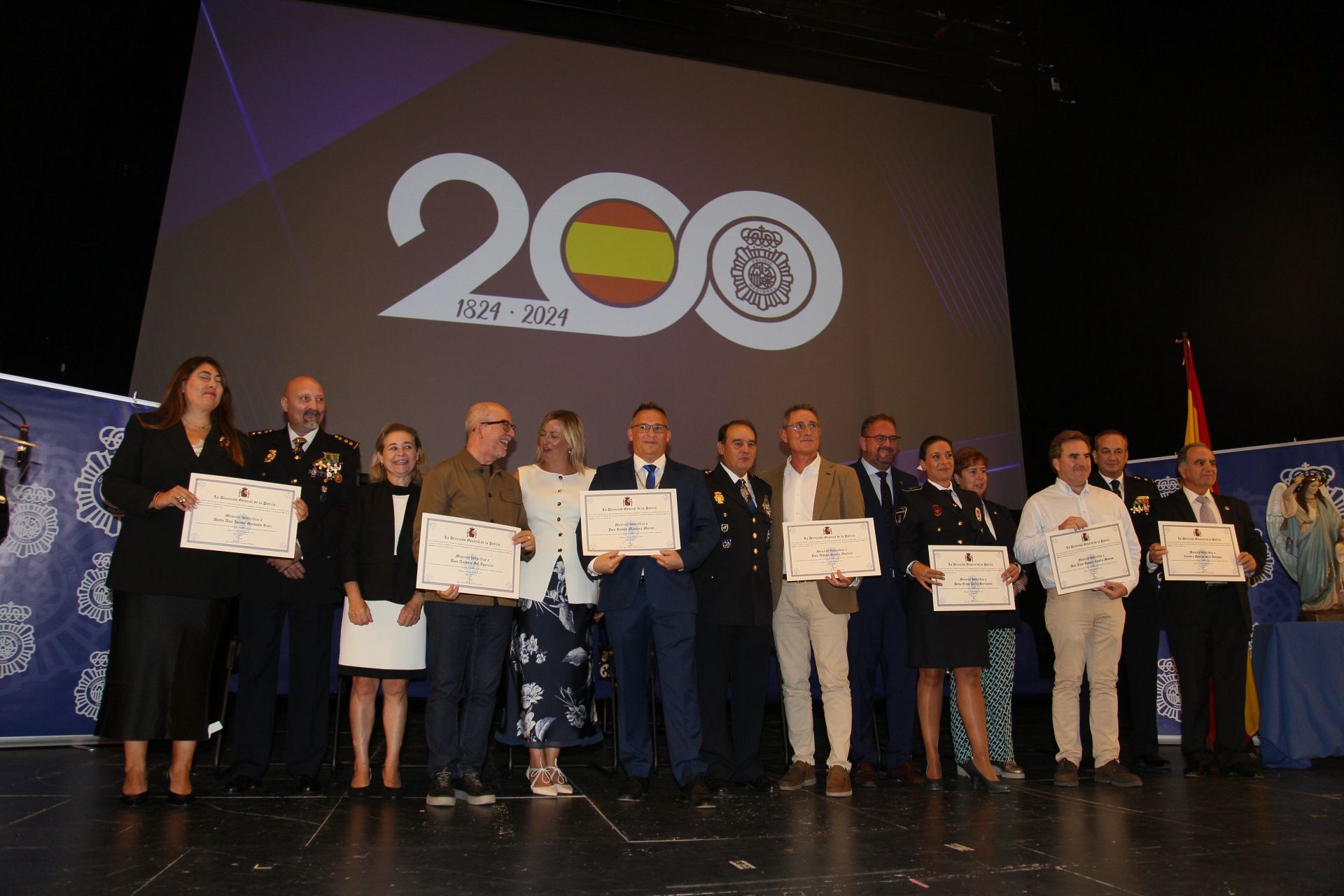 La Policía Nacional celebra en Mérida el día de su patrón