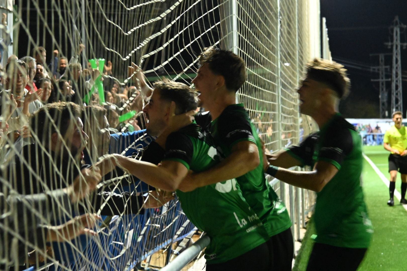 Así se vivió el partido del CD Gévora ante el Playas de Sotavento