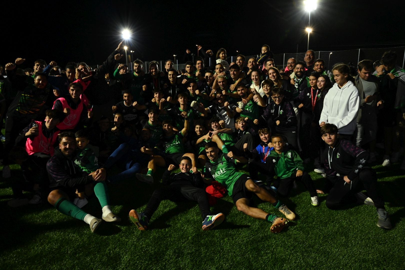 Así se vivió el partido del CD Gévora ante el Playas de Sotavento