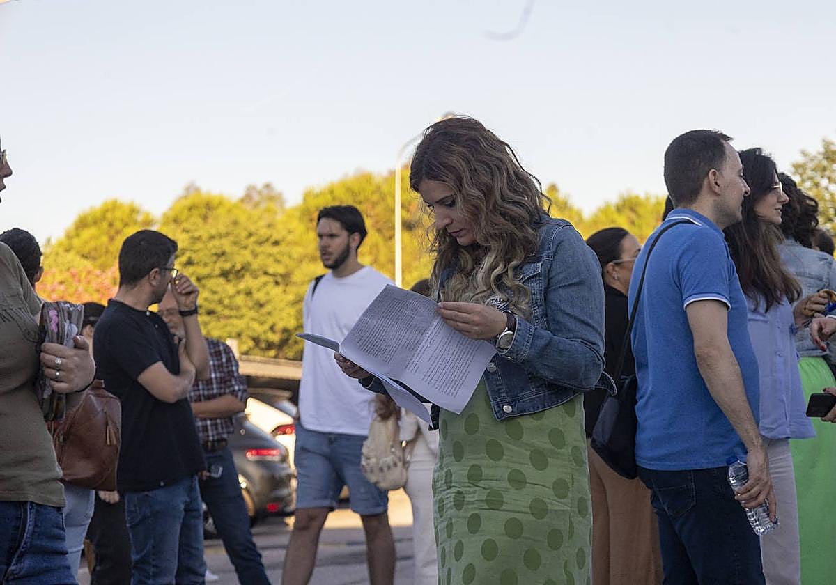 Aspirantes a una plaza fija en el cuerpo docente durante las pruebas celebradas el pasado 22 de junio en la región.