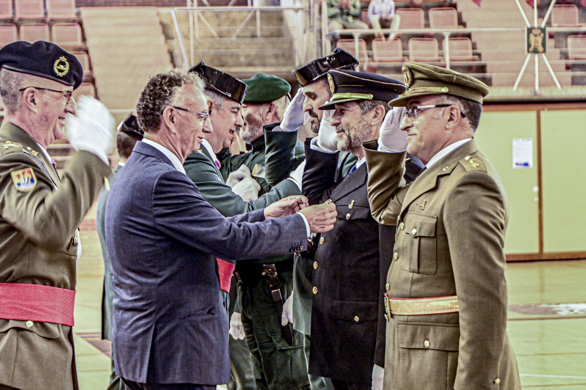 Actos de la Guardia Civil por el 12 de octubre en Badajoz