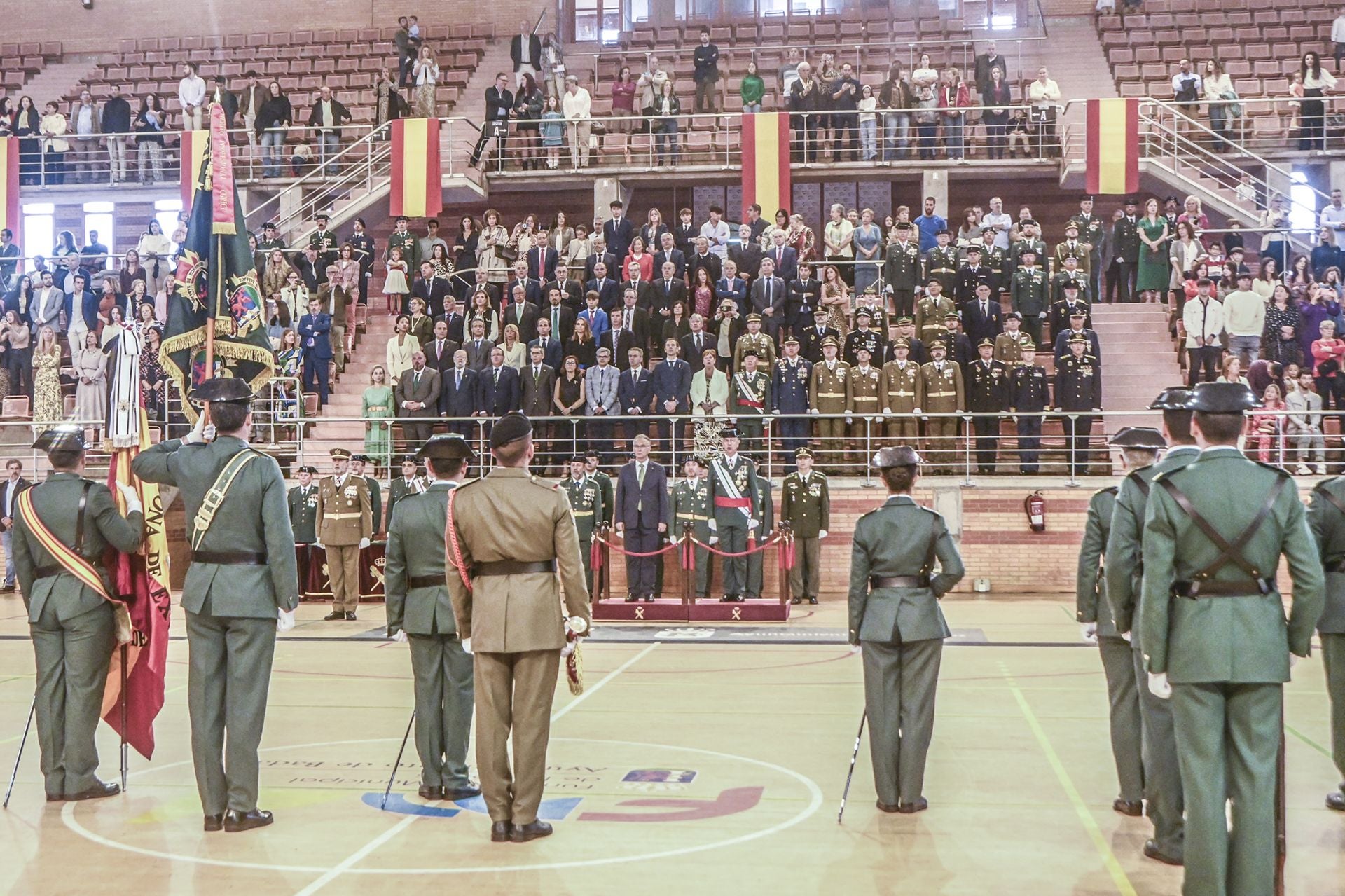 Actos de la Guardia Civil por el 12 de octubre en Badajoz