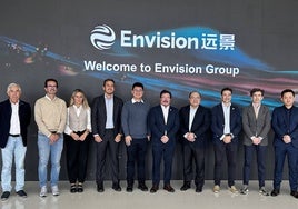 Delegación de la Junta de Extremadura que ha visitado la planta de hidrógeno en Mongolia.