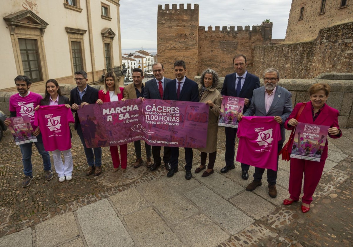 Presentación de la Marcha Rosa este lunes.