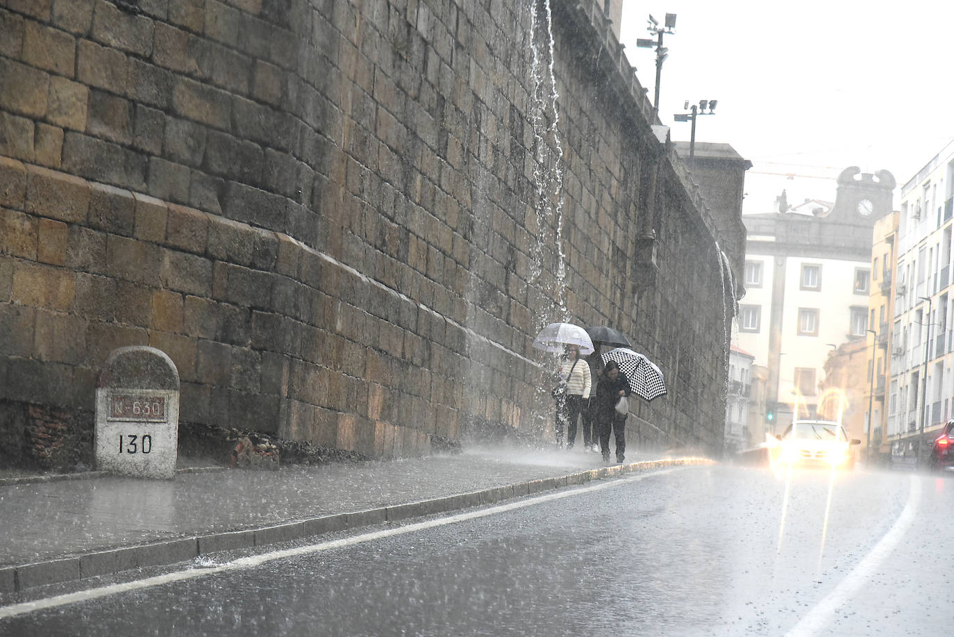 Las imágenes de los efectos de Leslie en Plasencia