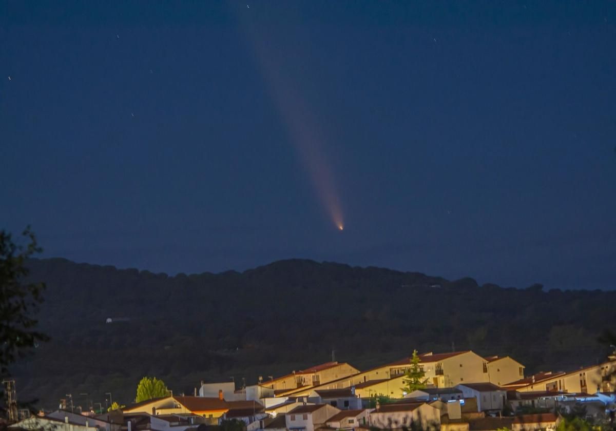 Fotos | El cometa del siglo desde Extremadura, en imágenes