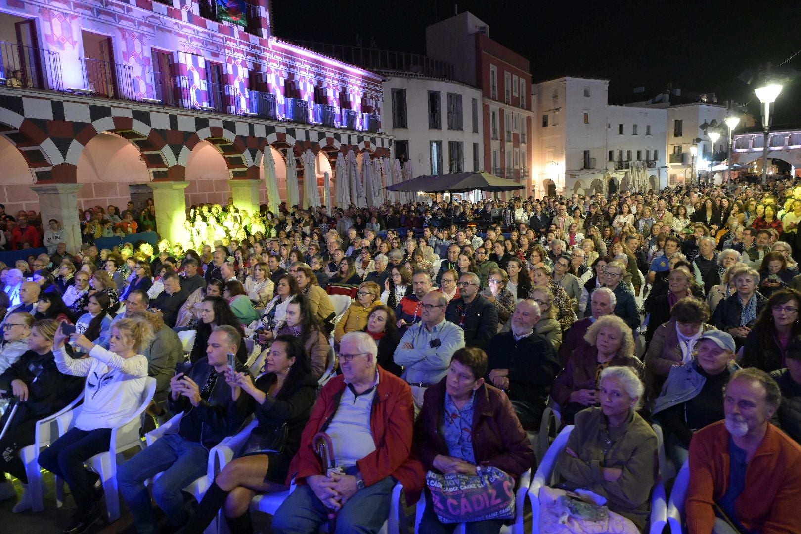 Fotos | Las mejores imágenes del concierto de Azúcar Moreno en Badajoz