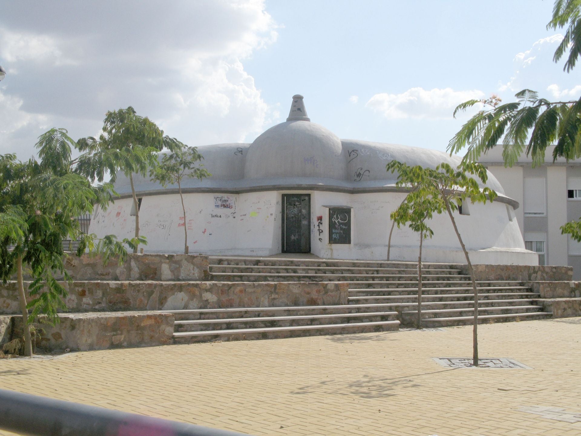 El Refugio en el barrio de San Blas.