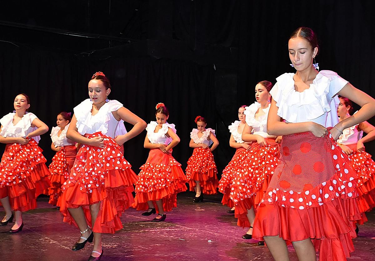 Gala flamenca de Albahaca &#039;Loli Gil&#039;