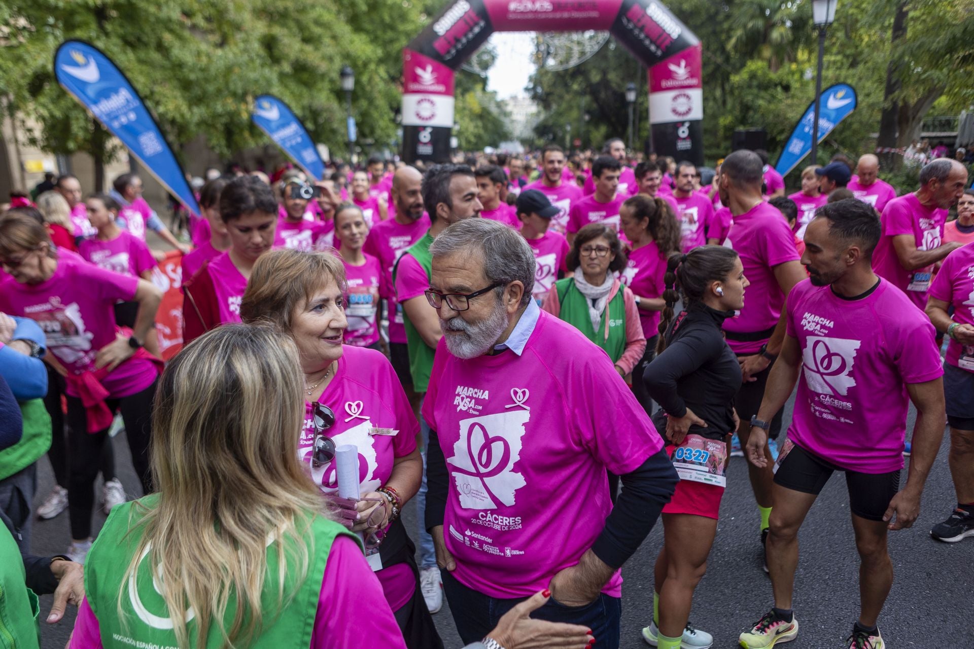Fotos | La Marcha Rosa contra el cáncer, en Cáceres