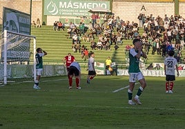 Arévalo se lamenta de una ocasión fallada en el duelo ante el Sanse.