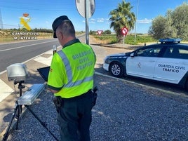 Cazado un conductor que circulaba a más de 250 km/h en la A-5