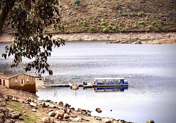 Un barco y tres panaderías