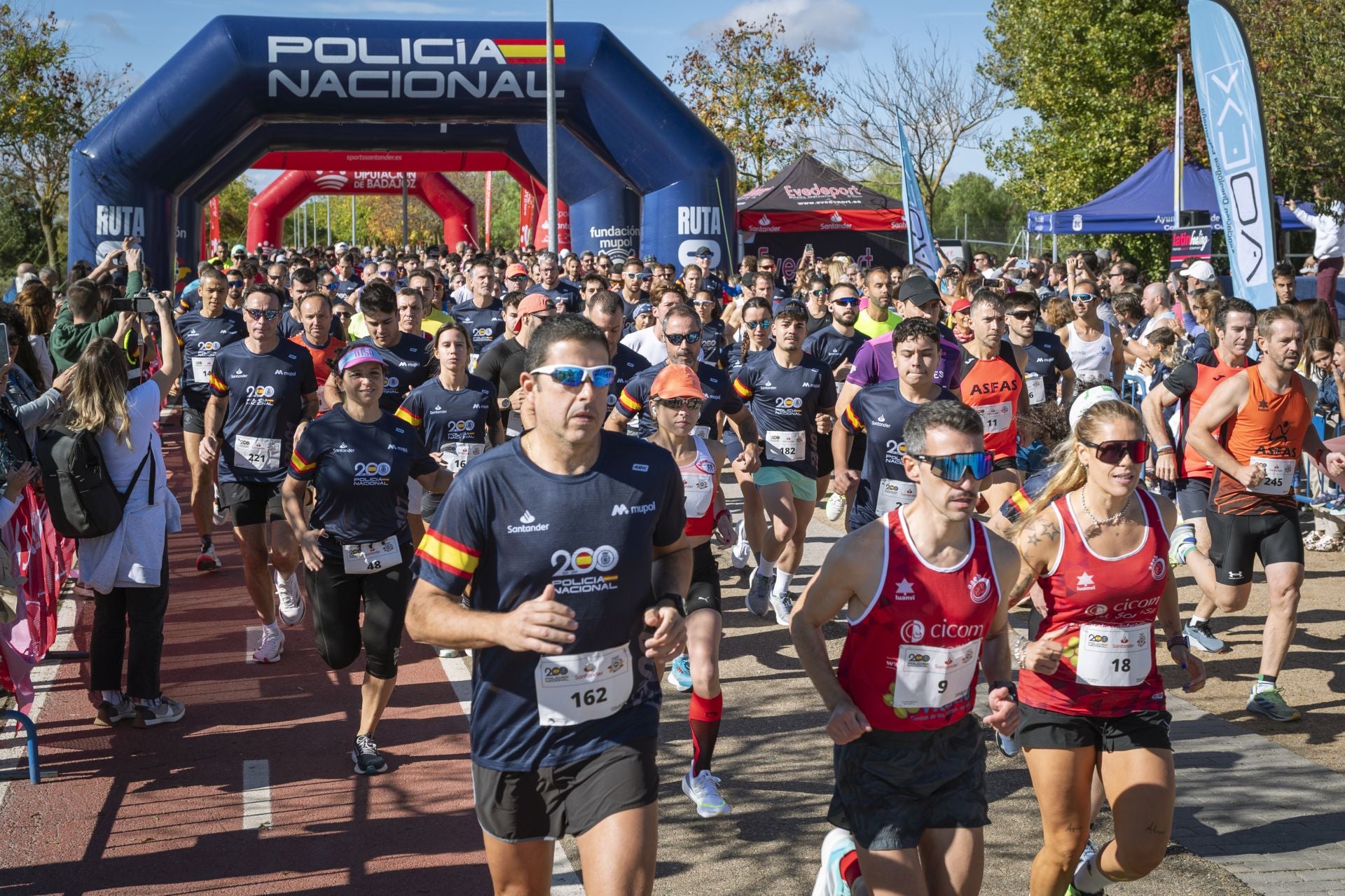 Fotos | Las mejores imágenes de carrera Ruta 091 en Badajoz (II)