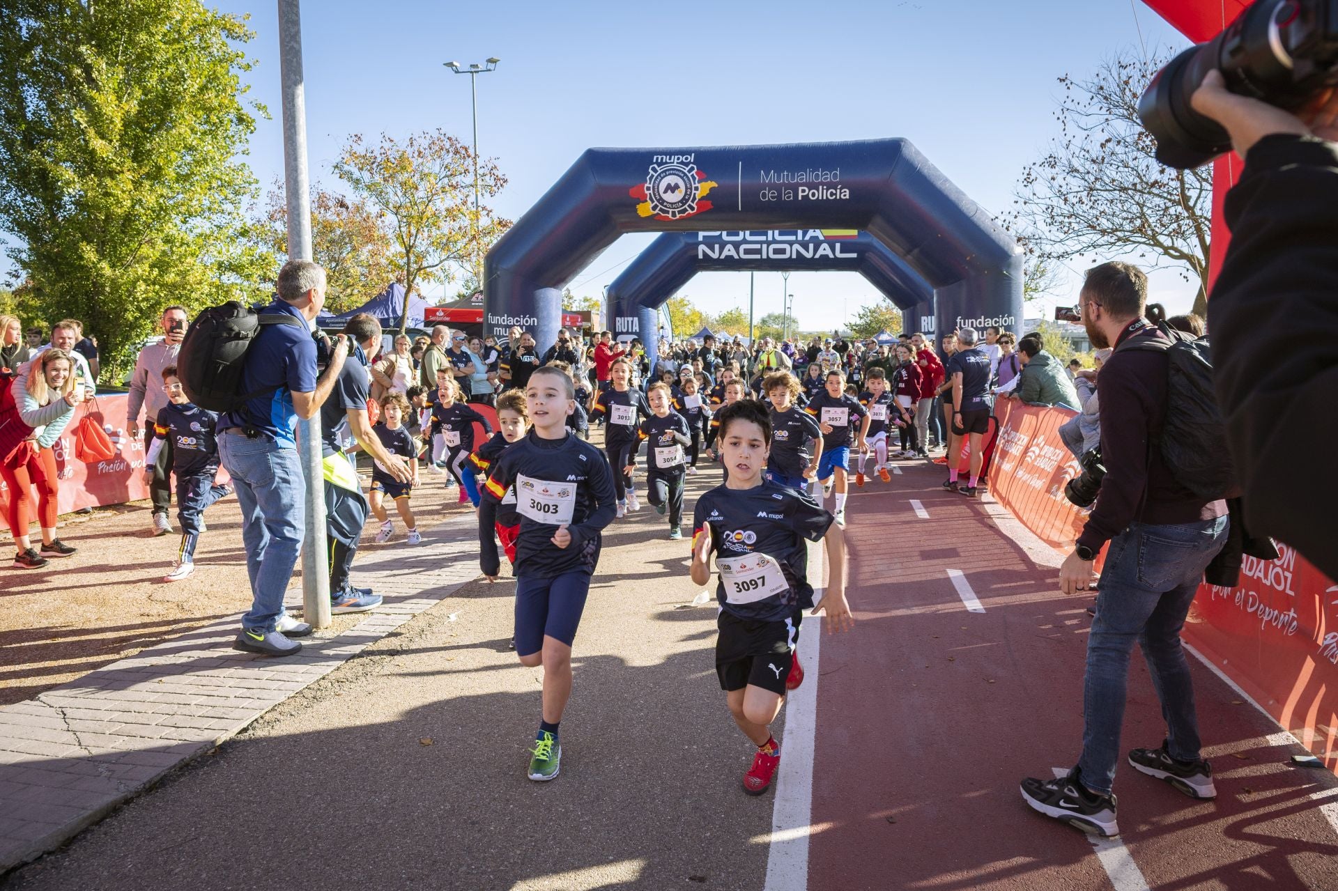 Fotos | Las mejores imágenes de carrera Ruta 091 en Badajoz (I)