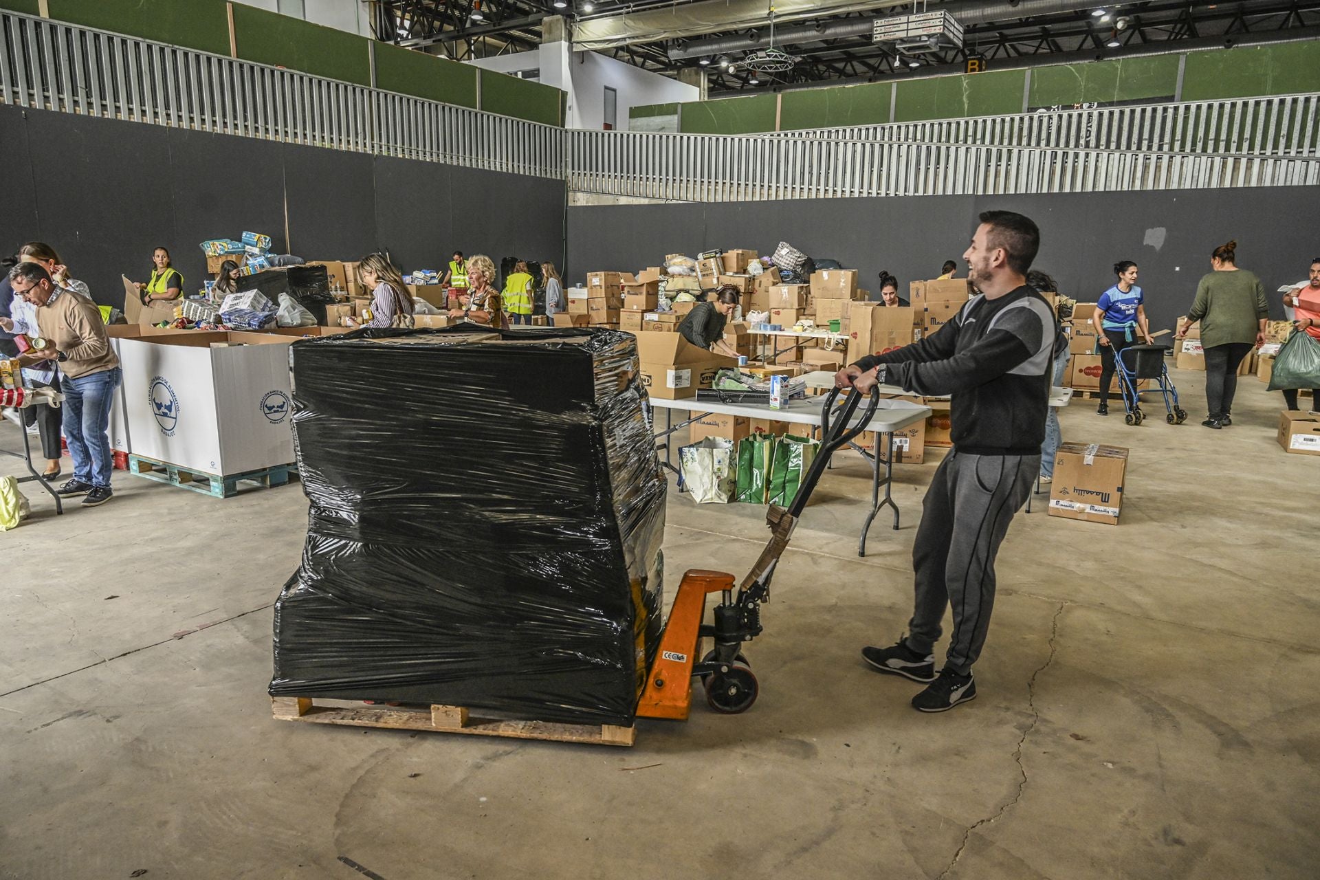 Ifeba centraliza la ayuda de Badajoz a los afectados por la DANA