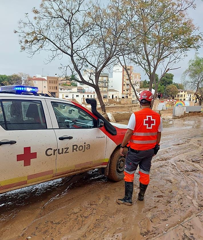 Imagen secundaria 2 - Así trabajan los efectivos extremeños en la &#039;zona cero&#039;