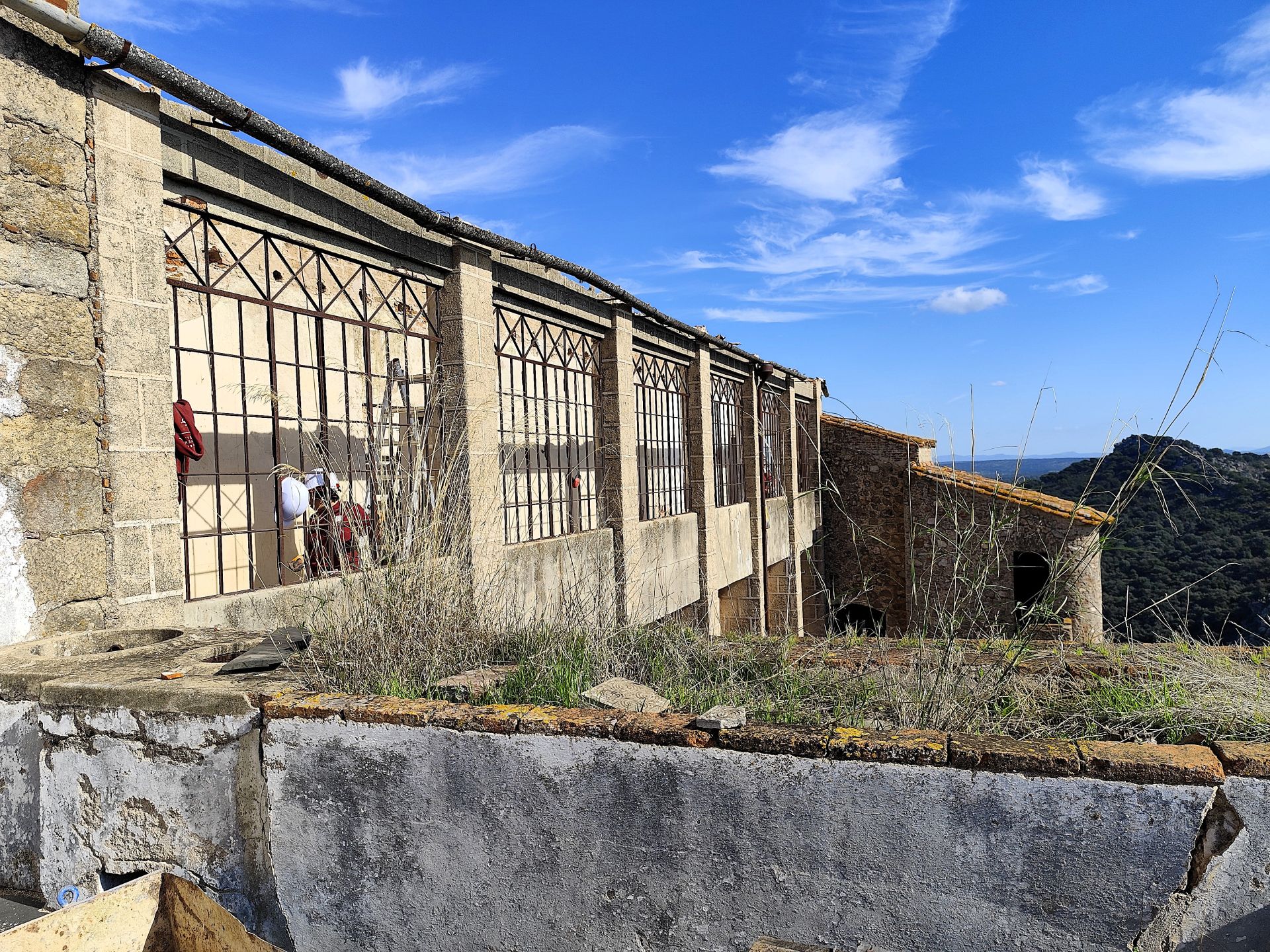 Obras de conversión del Castillo de Azagala en establecimiento hotelero