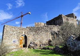 Obras de conversión del Castillo de Azagala en establecimiento hotelero