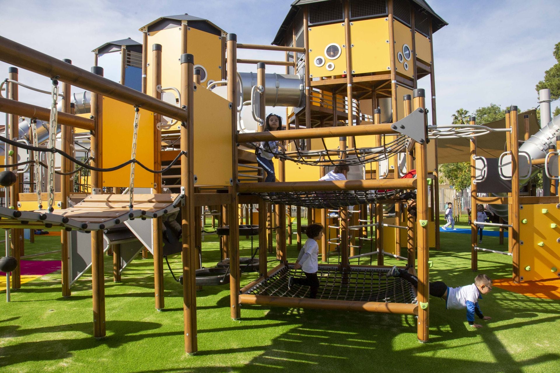 La &#039;Ciudad de la Infancia&#039; de Mérida abre sus puertas con seis áreas de juegos