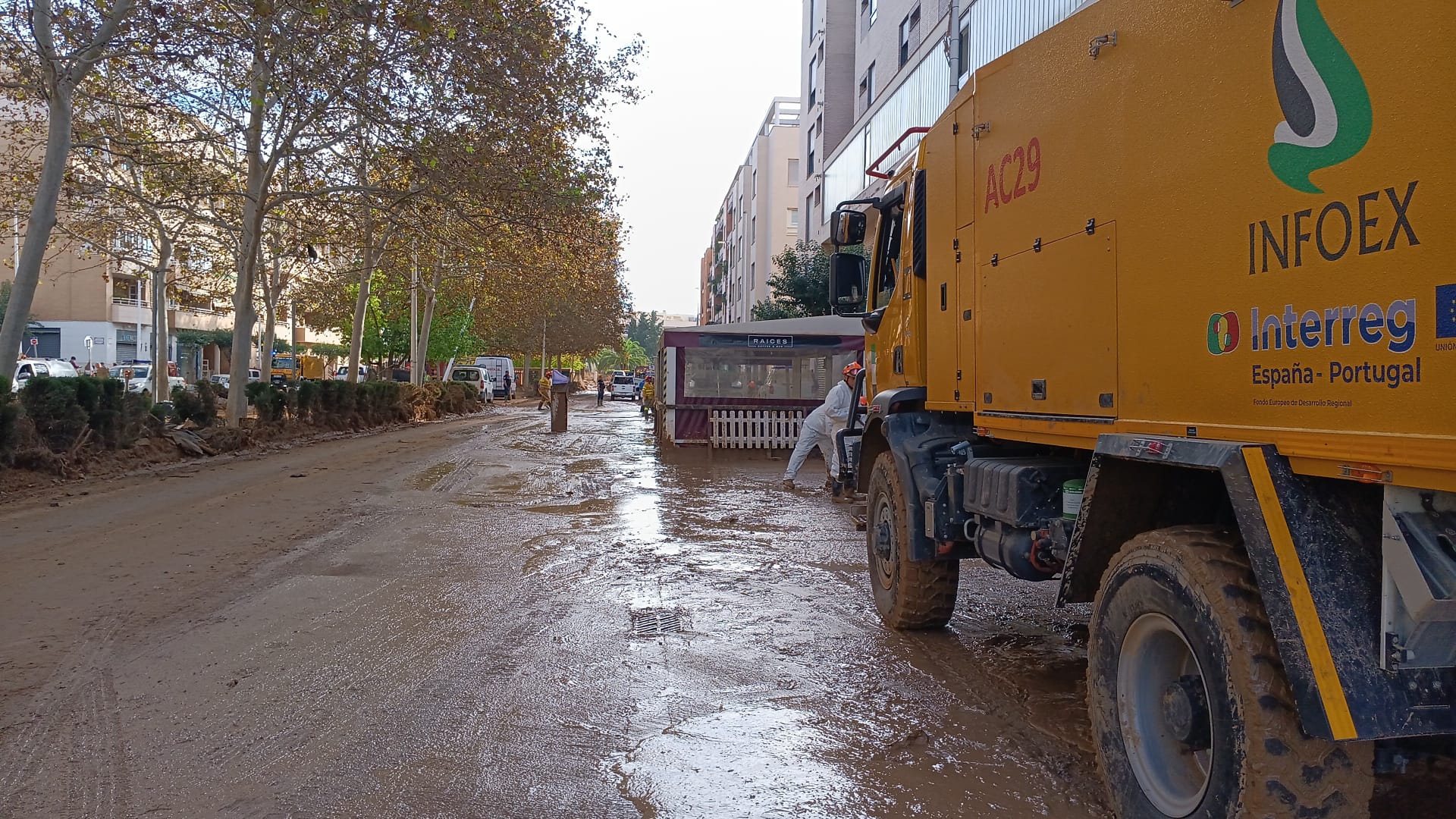 Imagen después - Así te ha contado HOY sobre el terreno los efectos de la DANA en Valencia