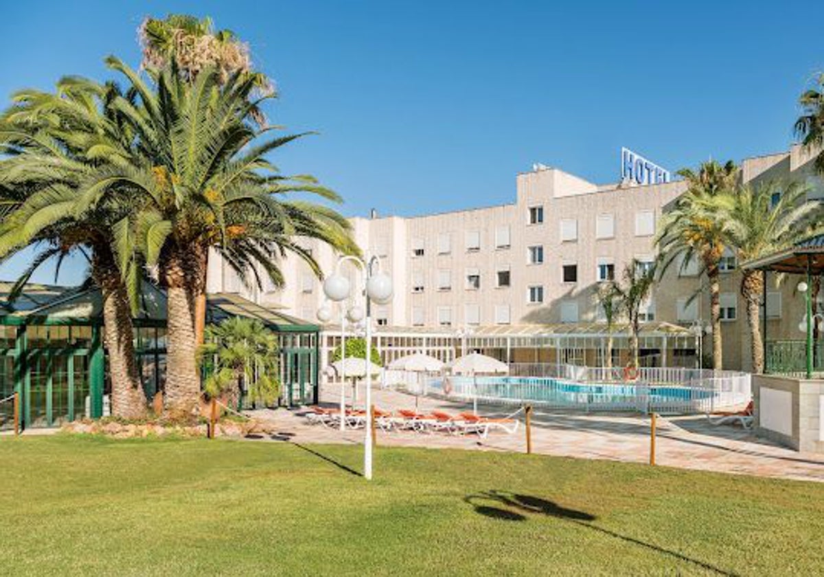 Hotel Las Lomas, en el acceso a Mérida por la carretera de Trujillanos.