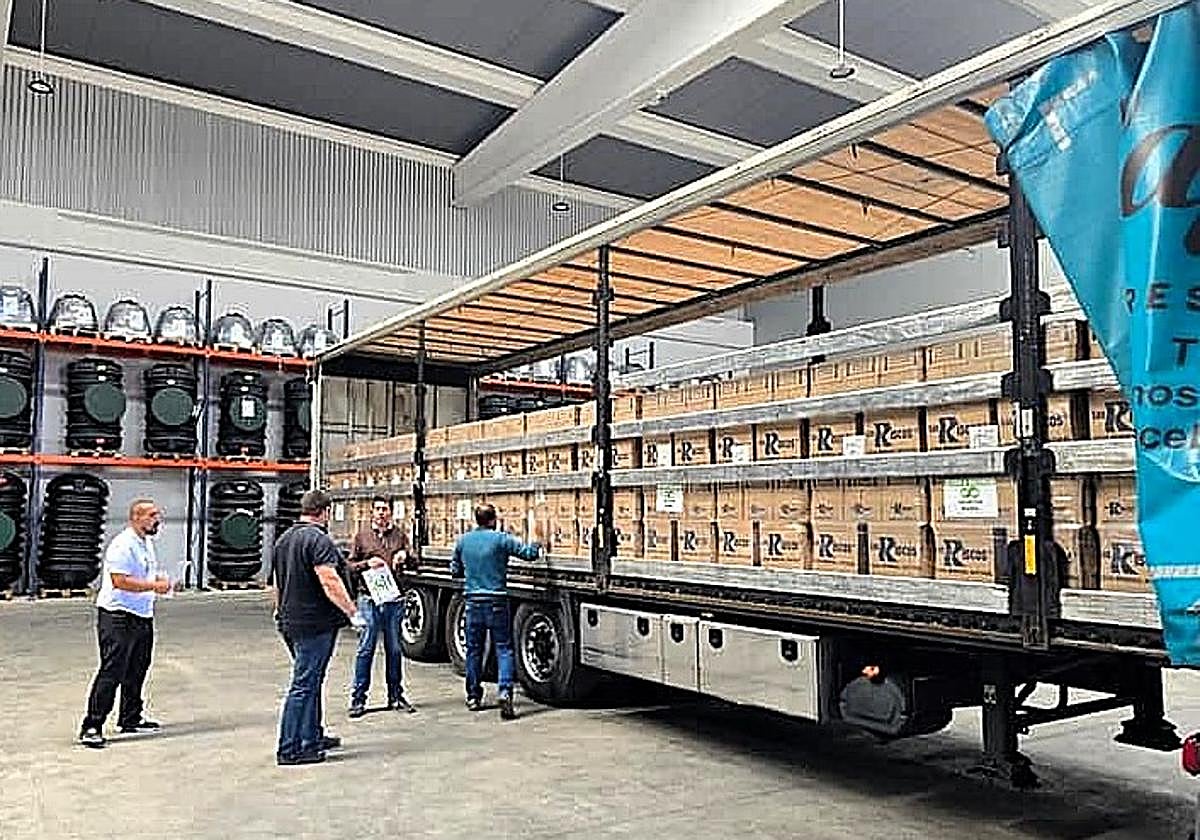 El camión minutos antes de partir a Valencia