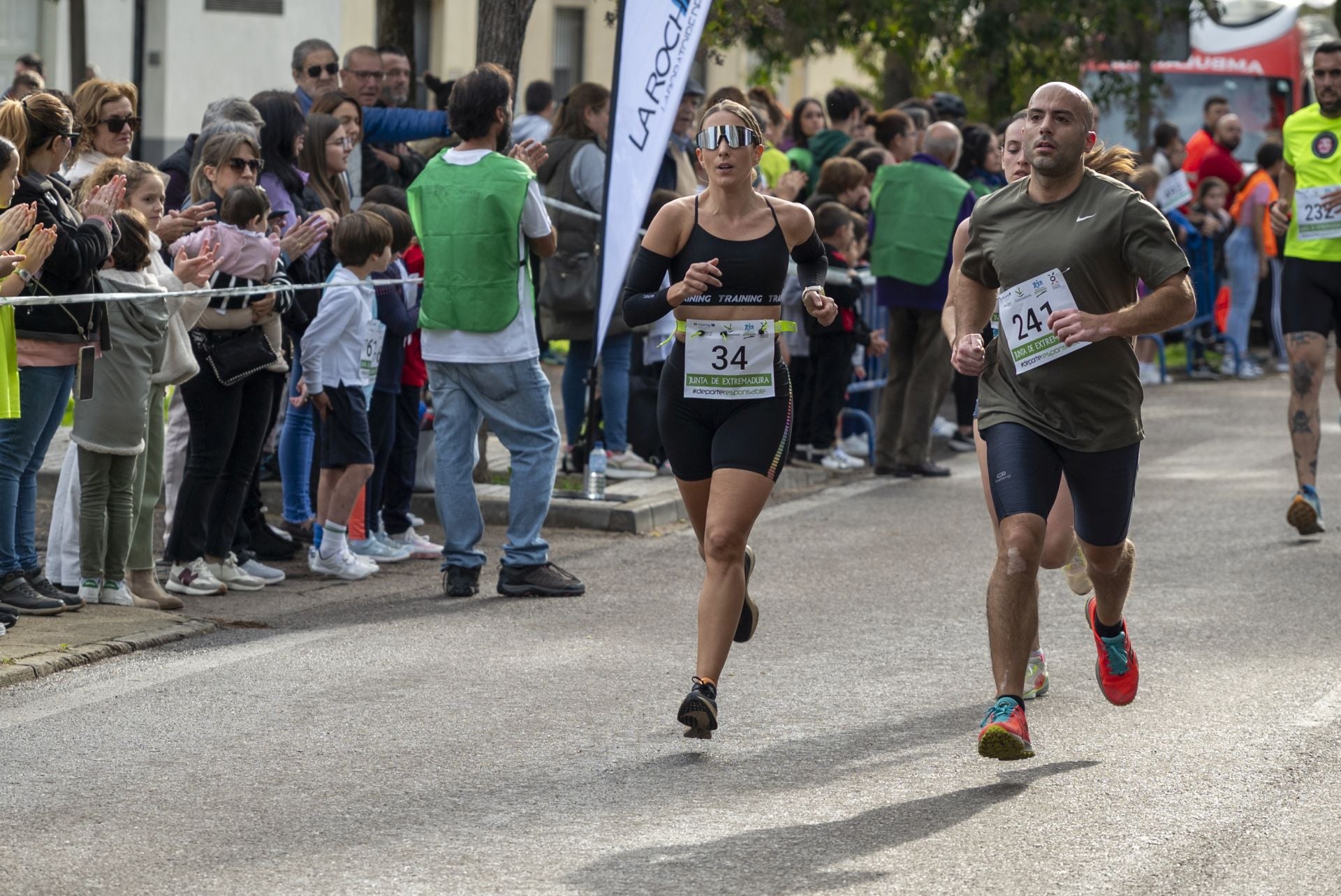 Fotos | La Carrera de la Salud en Badajoz, en imágenes