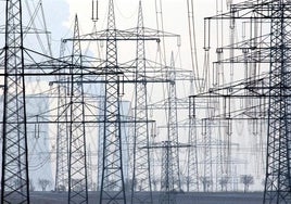 El Ayuntamiento recaba firmas para reclamar una solución a los microcortes de luz