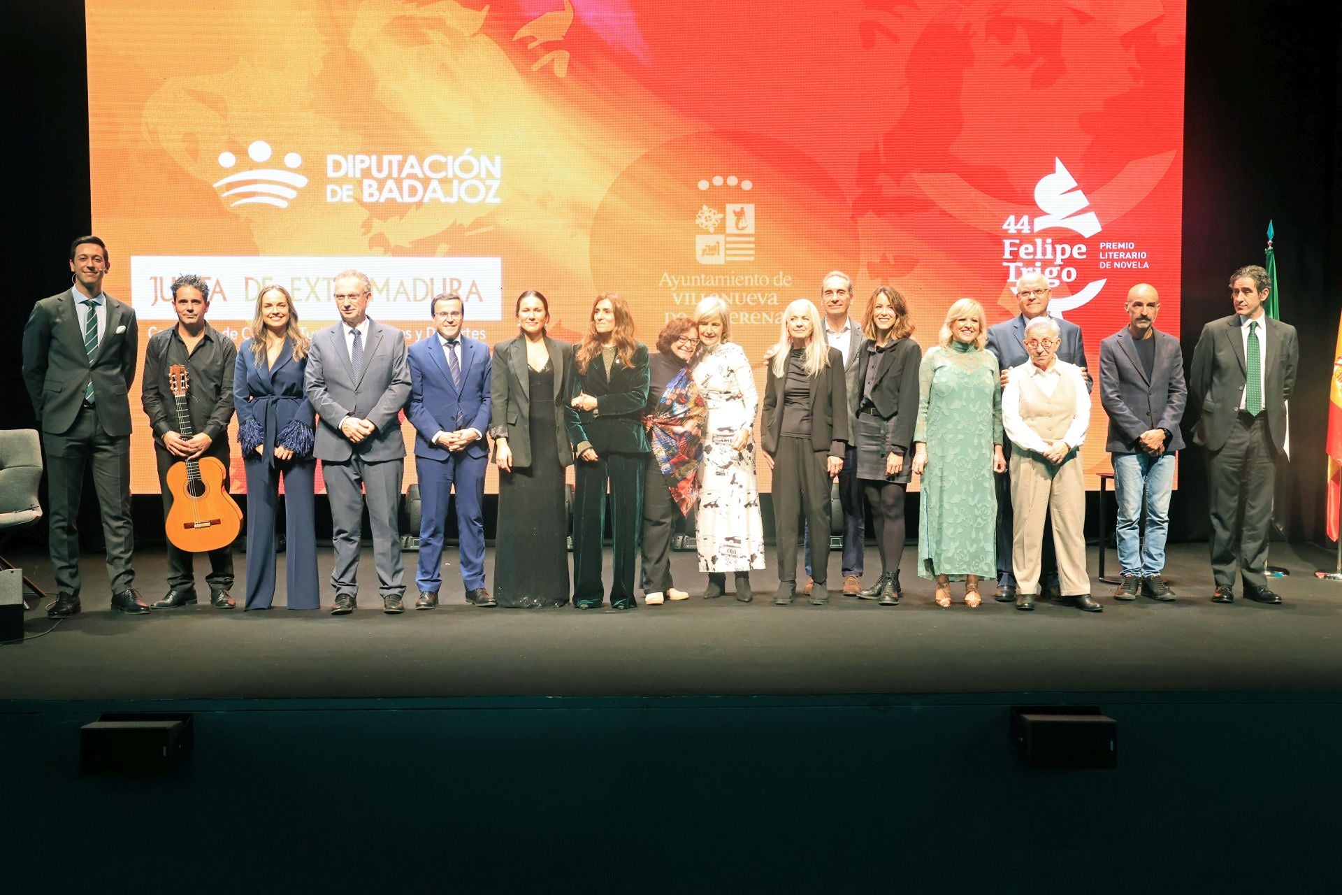 La gala, en imágenes | La novela &#039;El pulso de las estrellas&#039; de Carlos Erviti gana el premio Felipe Trigo