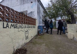 El centro social La Muela el pasado viernes durante una de las actividades organizadas por el colectivo okupa.