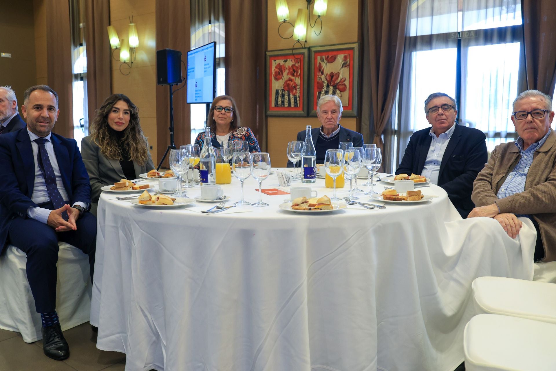 Antonio J. Pereira, Diana Gallego, Mª José Crespo, Domingo Fernández, Félix Pulido y Antonio Díaz.
