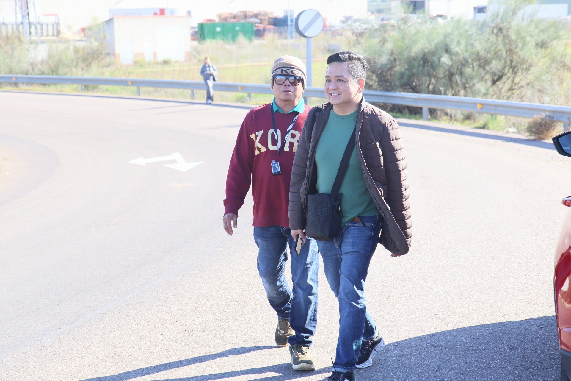 Así ha quedado el autobús que ha ardido en la A-5 cerca de Mérida