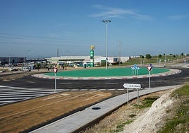 La rotonda en el cruce de Sánchez Valverde y Campomayor.