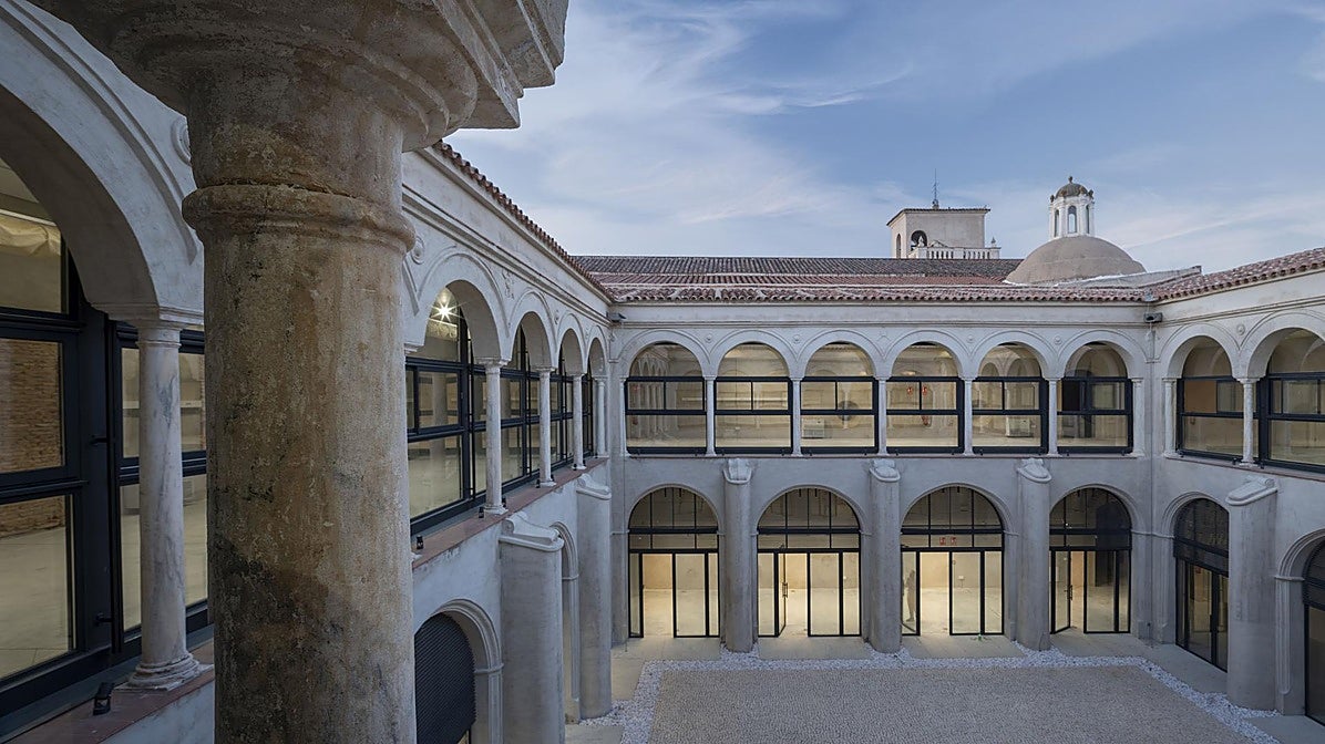 Una arquería para fusionar historia y modernidad