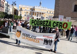 Foto de archivo de una manifestación en Badajoz contra la pobreza.