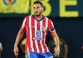 El centrocampista internacional, con el brazalete de capitán durante un partido de Liga.