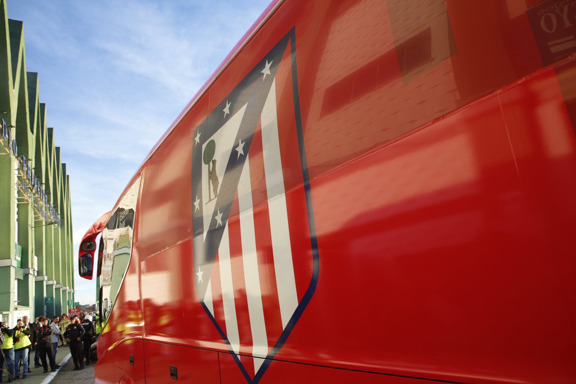 Fotos | Fiesta en Cáceres para recibir al Atlético de Madrid