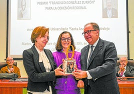 Entrega del Premio Francisco González Zurrón.