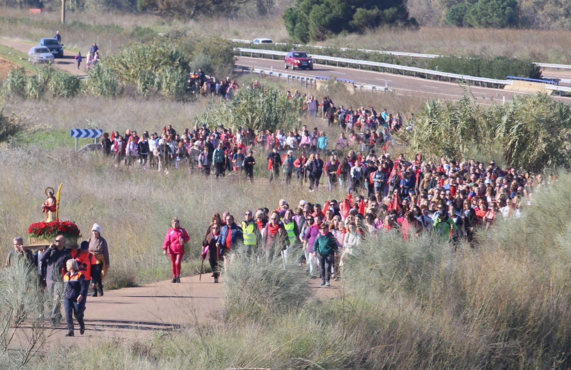 Los fieles de la mártir recorren los 20 kilómetros hasta Perales