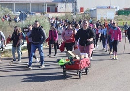 Los fieles de la mártir recorren los 20 kilómetros hasta Perales