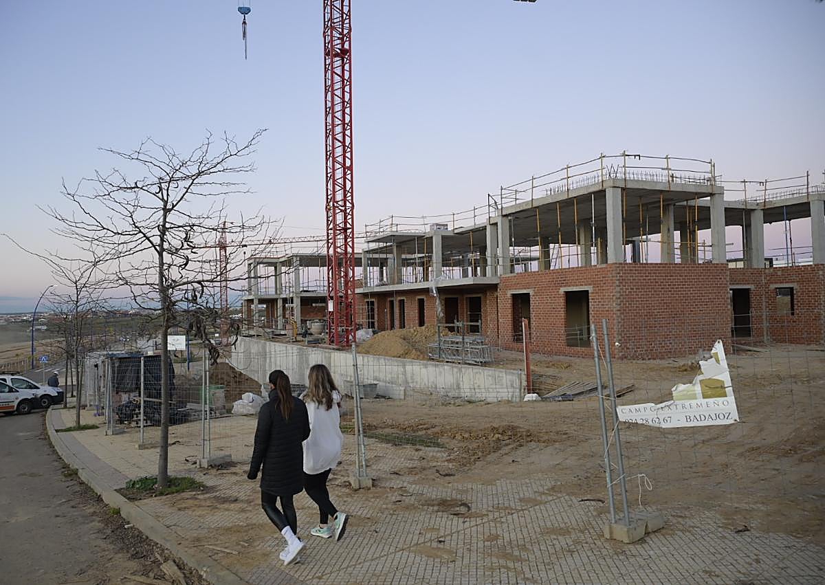 Imagen secundaria 1 - Construcción donde ha tenido lugar el accidente laboral.