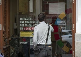 BBVA certifica que el hermano del presidente del Gobierno solo tiene 71.409 euros en acciones