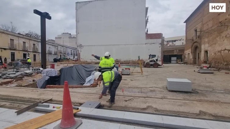 Plaza de Santa Eulalia de Mérida en la que se han integrado los restos arqueológicos