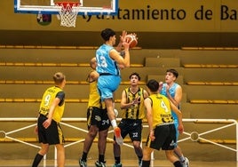 El Bamloncesto Badajoz se llevó el derbi pacense ante el Guadalupe.