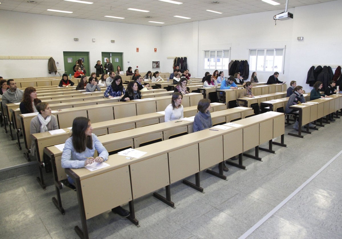 La oposición extraordinaria dejará sin empleo a más de 500 interinos de la Junta
