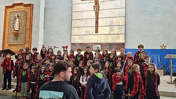 Coria y Cáceres celebran el Festival de Sembradores de Estrellas llevando el mensaje de Navidad a sus calles